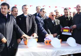 AK-Saray konutlarının temeli atıldı