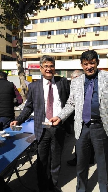 Meslekte Dayanışma Derneğinden aşure ikramı