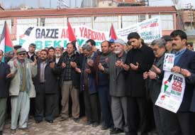 İsrail Derbent'te protesto edildi