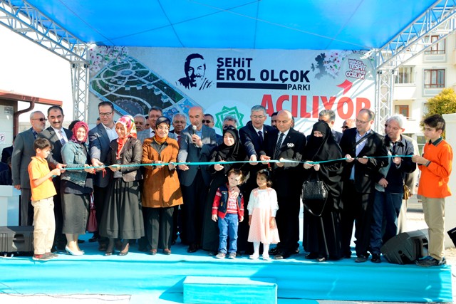 Şehit Erol Olçok Parkı hizmette