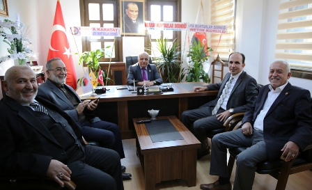 Altay Muhtarlar Derneğini ziyaret etti