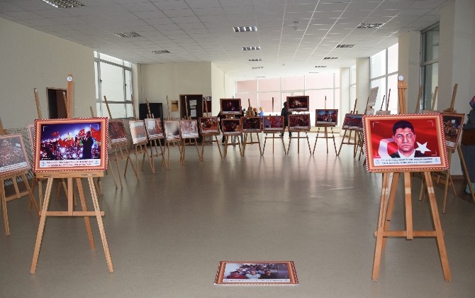 Öğrencilerden "15 Temmuz" resim sergisi