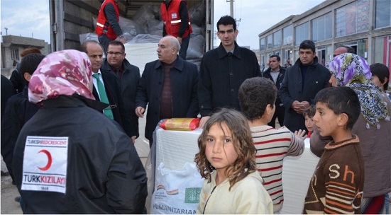 Kızılay'dan Suriyeli ailelere yardım