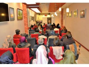 Yazar Necip Tosun, gençlerle buluştu