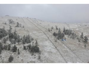 Karatlkaya’da kar yağışı başladı