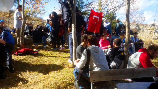 Öğrenciler Küpe Çukuru'nu Keşfettiler