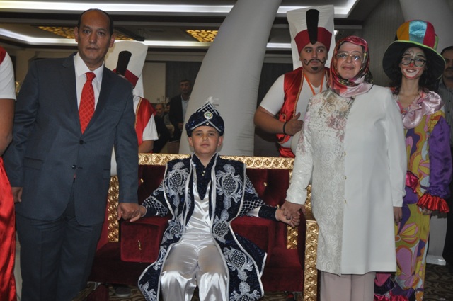 Işık Ailesinin Sünnet Mutluluğu