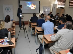 NEÜ’DE canlı implant ameliyatı