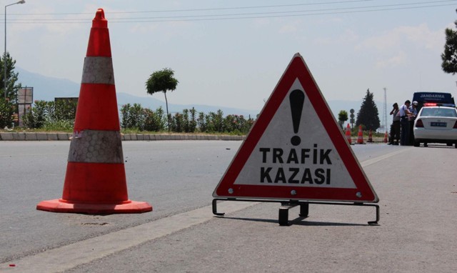 Karapınar'da trafik kazası: 1 ölü, 2 yaralı
