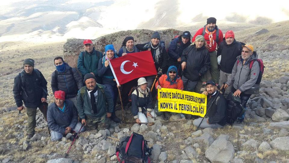 Cumhuriyet için tırmandılar