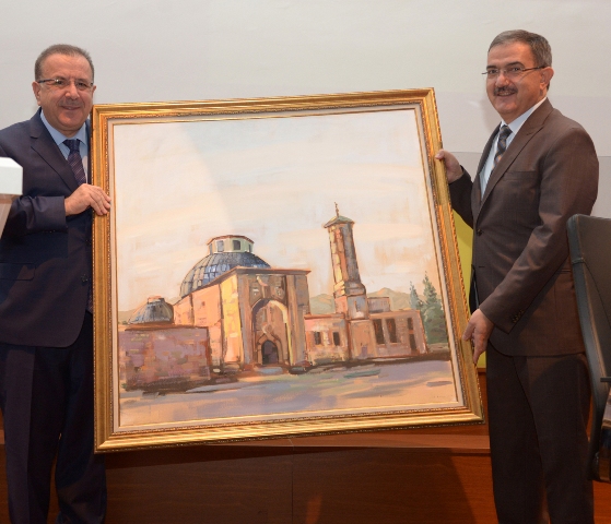 Güzel Sanatlara Şahin’den övgü