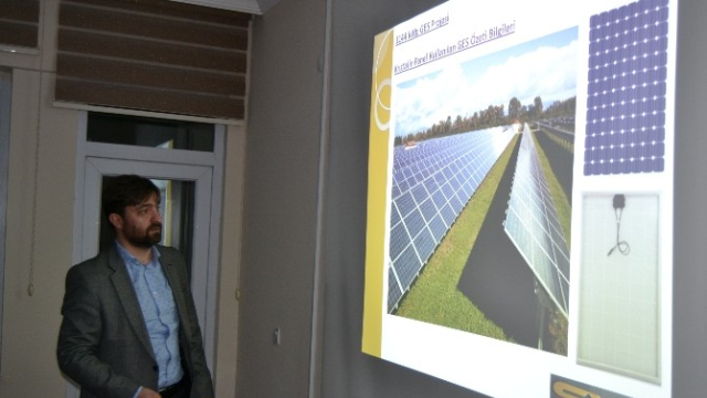 Kulu'da Güneş Enerjisi Panelleri ile Enerji Elde Etme Konferansı Yapıldı