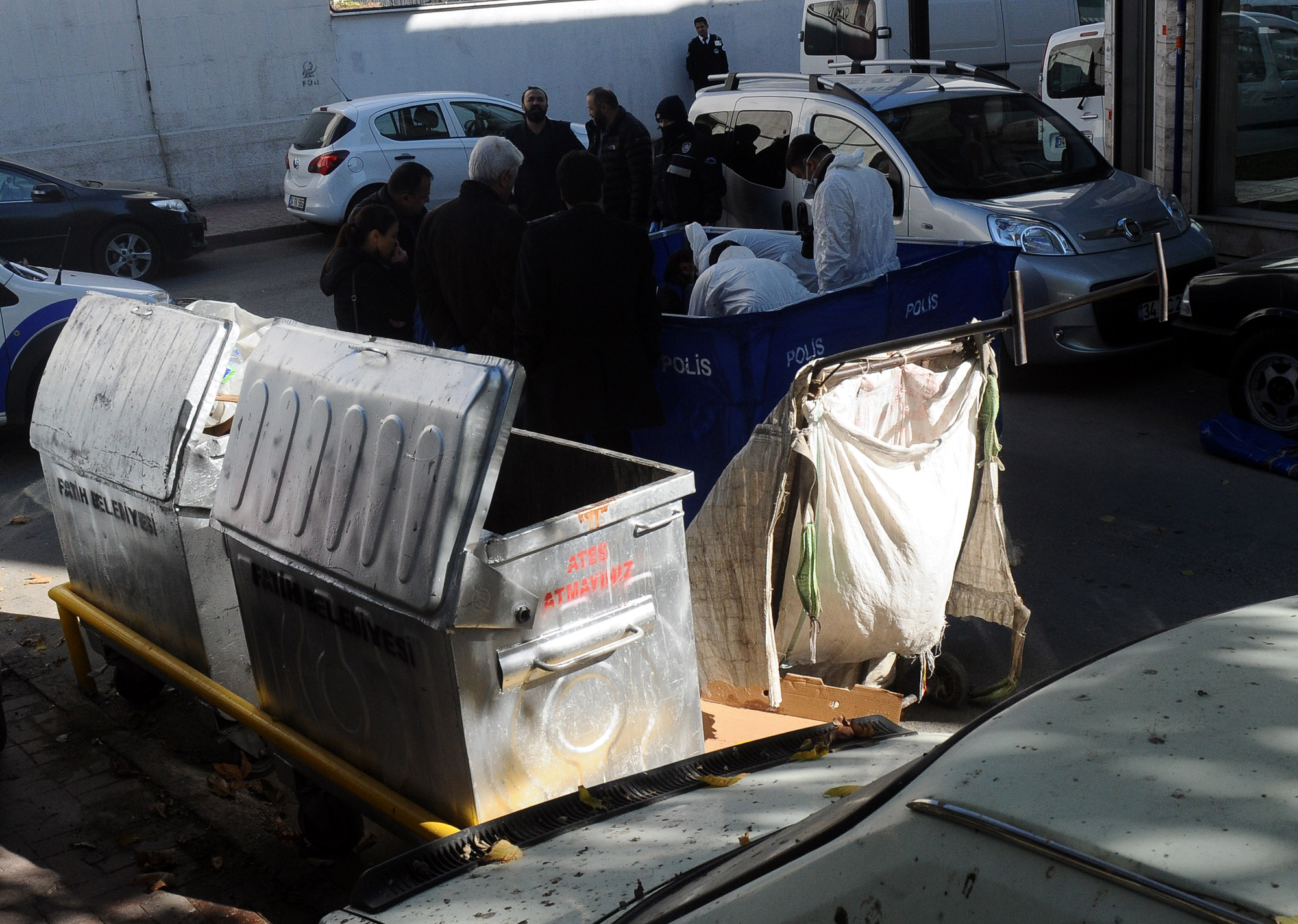 Kağıt toplama arabasında ceset bulundu