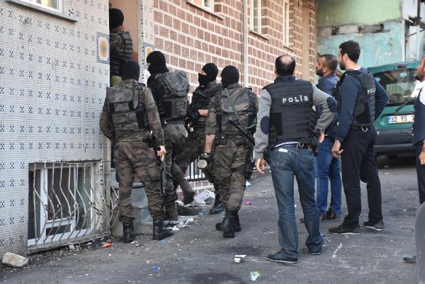 6 terörist etkisiz hale getirildi