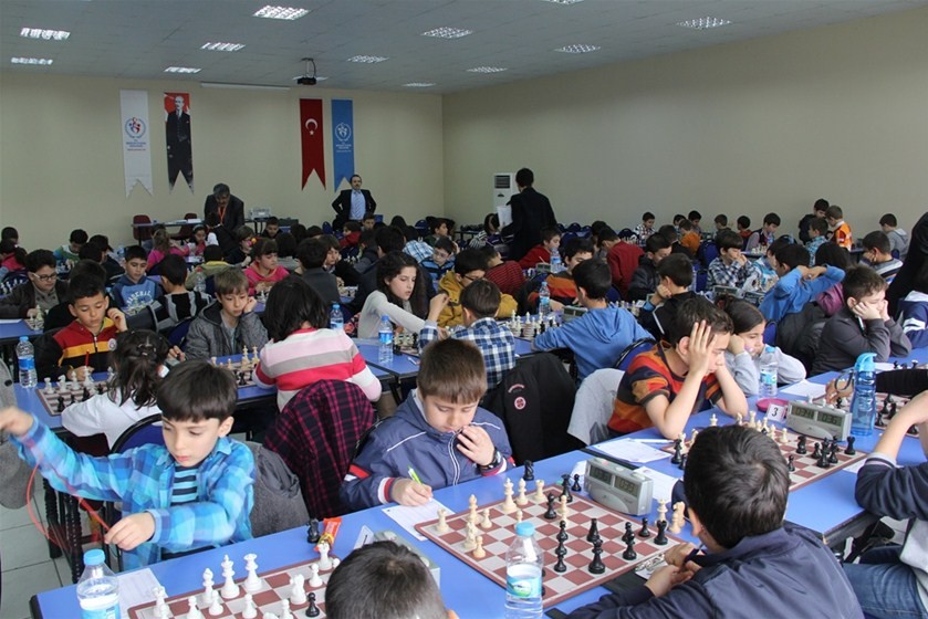 Selçuklu Belediyesi Spor Kulübü Satranç Takımı ikşnci oldu