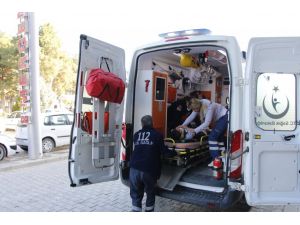 Elazığ'da kamyonet ile tır çarpıştı: 1 ölü, 5 yaralı