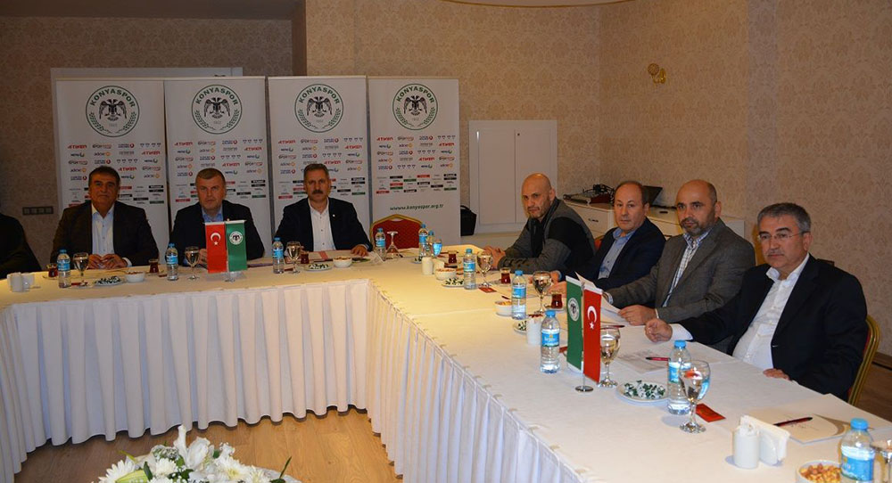 Konyaspor yönetimi toplandı