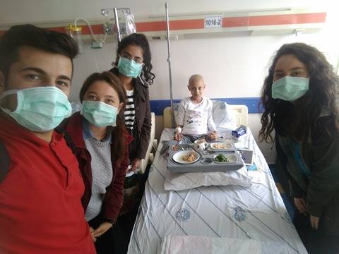 Liseli gençlerden lösemili çocuklara destek
