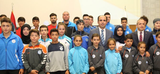 Selçuklu Belediyesi Spor Kulübü’nün başarılı sporcuları ödüllendirildi