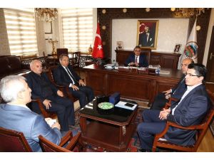 Aksaray Valisi Pekmez: