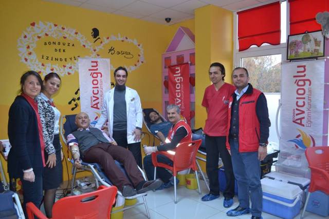 Osman Avcıoğlu’dan Kan Bağışı