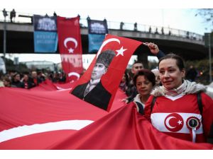 Büyük Önder Atatürk'ü anıyoruz