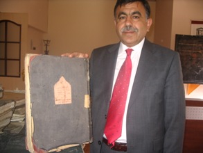 Tarihi evraklar emin ellerde