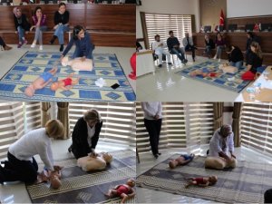 Eczacılardan ilk yardım eğitimi