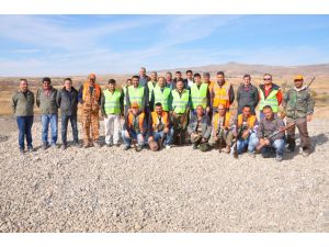 Yaban domuzuyla mücadele için sürek avı başlatıldı