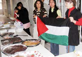 İlçelerde Gazze'ye yardım kermesi