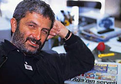 Türk aydını dinine sahip çıkmalı