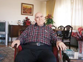 "Ben de SİLAHLAR gömdüm"