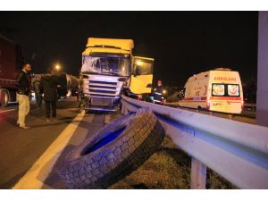 Kocaeli'de zincirleme trafik kazası: 2 yaralı
