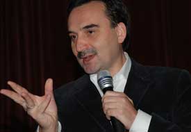 Senai Demirci Cemaat'i anlattı