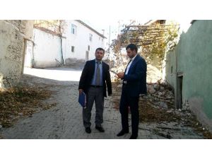 Seydişehir'de metruk binalar yıkılıyor