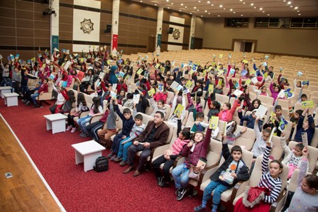 Çocuk kitabı yazarları öğrencilerle buluştu
