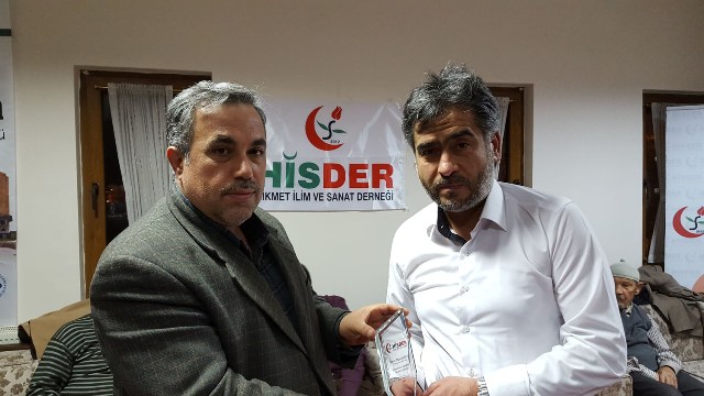 Kur’an evrensel sesleniştir