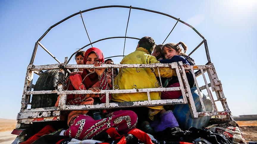 Sivillerin Musul'dan kaçışı sürüyor