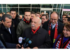 Kültür ve Turizm Bakanı Avcı Eses'in maçını izledi