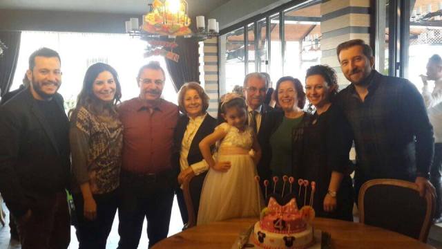 Zeynep Nil Yeni Yaşını Kutladı