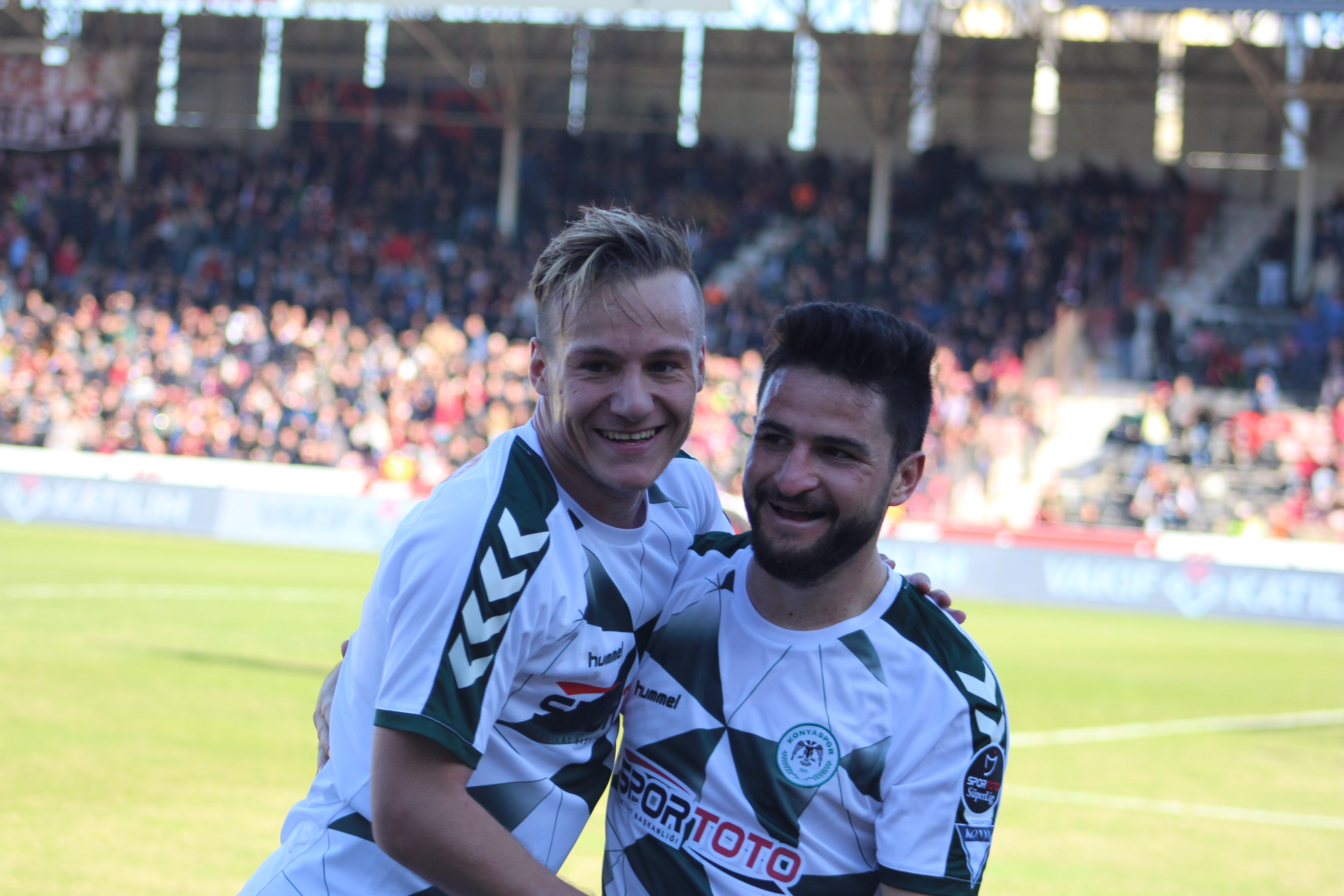 Ömer Ali, kulübünü düşünüyor