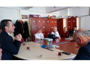 Kaymakam Yıldız'dan öğrencilere ziyaret