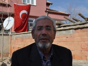 Şehit Muhammet Fatih Safitürk'ün oğlu babasının "oyuncak" getirmesini bekliyor