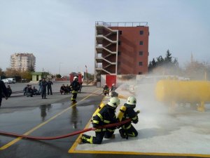 İtfaiye personeli komando gibi eğitiliyor