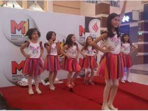 Çocuklar M1 AVM’ye koşacak