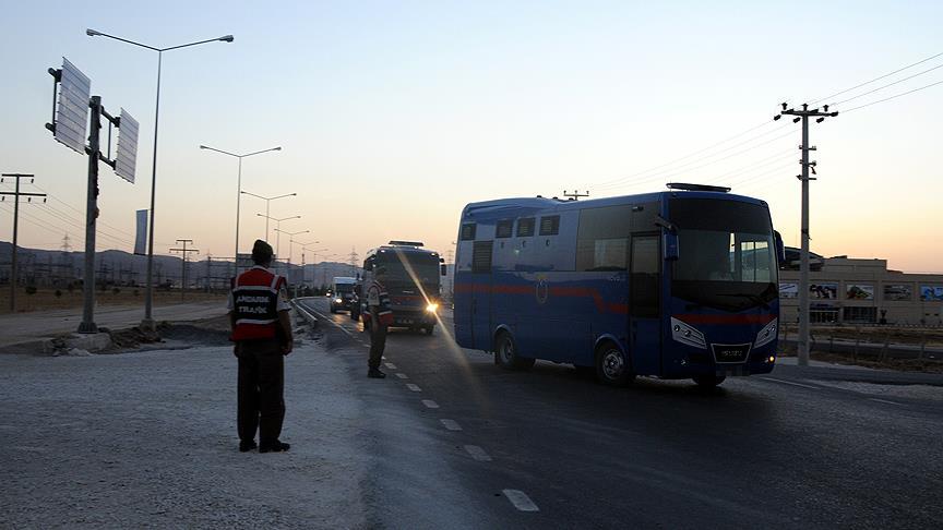 FETÖ tutukluları Edirne'den Tekirdağ'a nakledildi