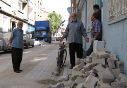 Muhacir Pazarı tozdan geçilmiyor