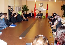 35 dar gelirli öğrenciye destek verildi