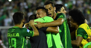 Son Dakika! Kolombiya'da Brezilyalı Futbolcuları Taşıyan Uçak Düştü