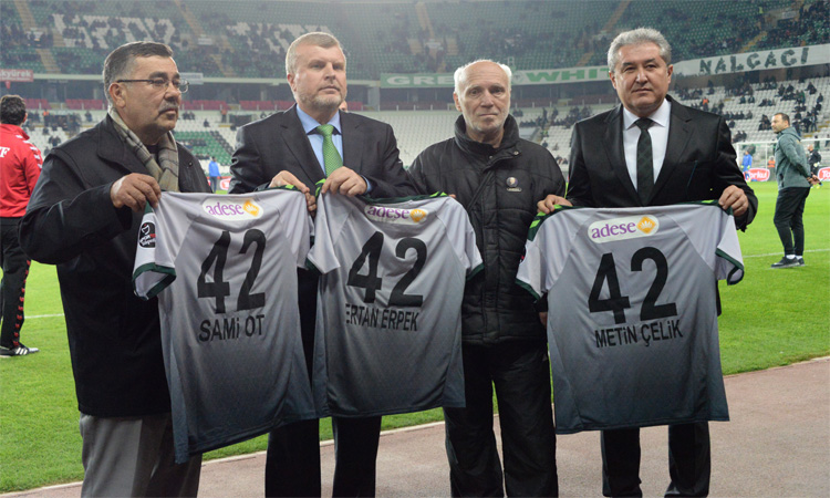 Konyaspor, efsanelerini unutmadı